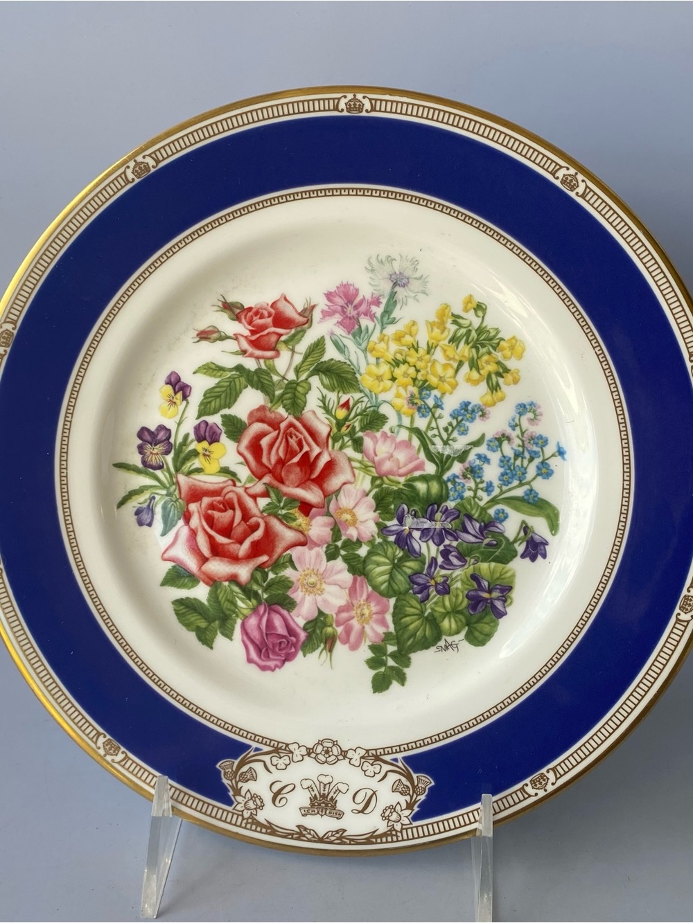 Royal Doulton England Bone China Royal Wedding Bouquet Charles and Diana Plate